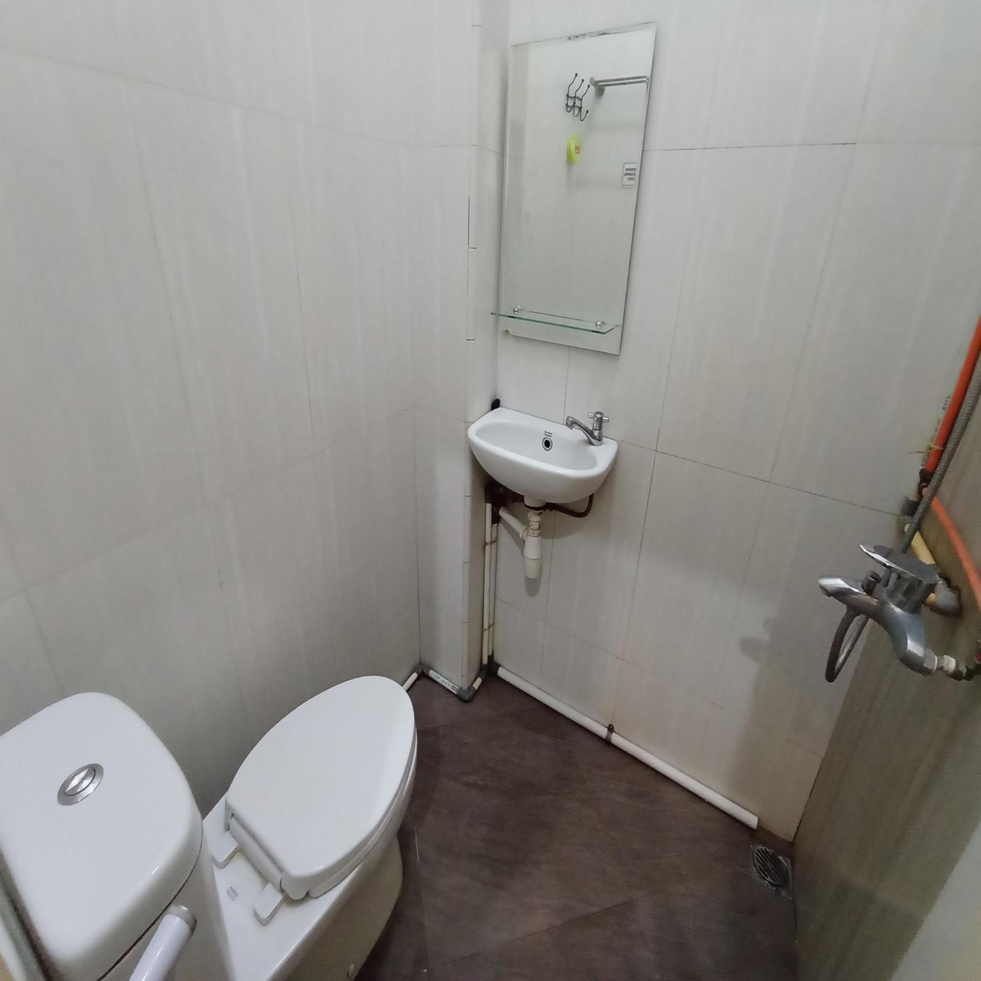 Hotel Reddoorz At Syariah House Purwokerto Exterior foto